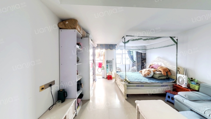 蓝湾财富二手房实景图