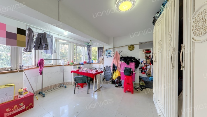 松岳里二区二手房实景图