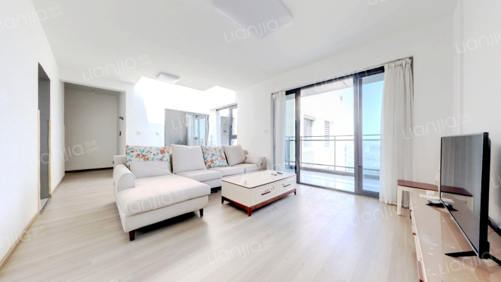 澜岸听溪二手房实景图