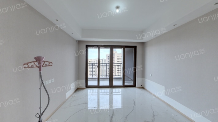 碧桂园凤凰城二手房实景图