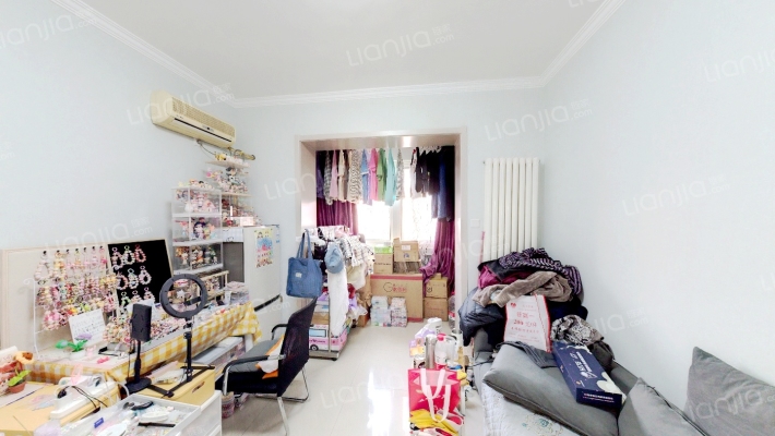 纪明家园二手房实景图