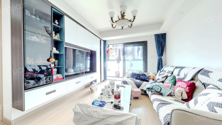 四季都会二手房实景图