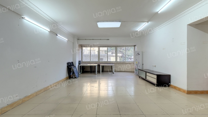 交安大楼二手房实景图