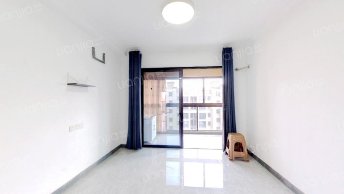 碧秀名庭二手房实景图