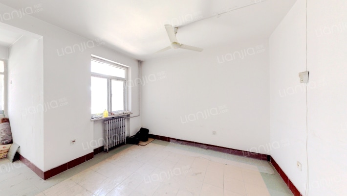 三鹿宿舍东区二手房实景图