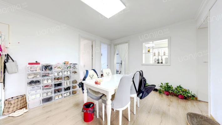 虹桥综合楼二手房实景图