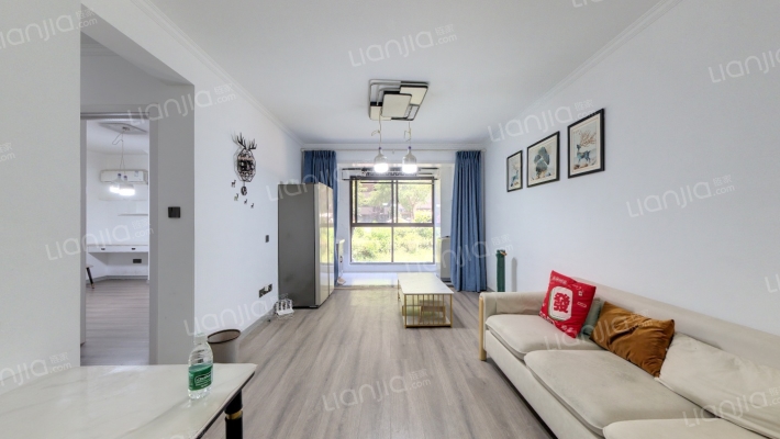 中交荣域B区二手房实景图