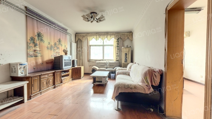 宏远馨苑二手房实景图