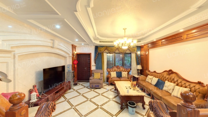 维多利亚D区二手房实景图