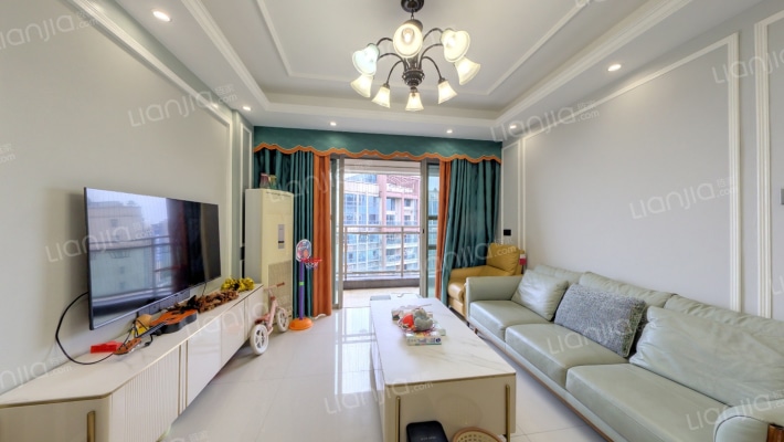 美丽湾畔花园二手房实景图