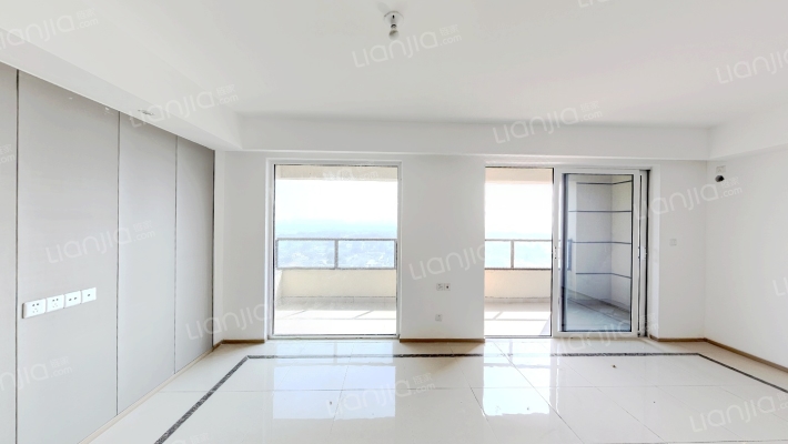 绿地新里城兰亭公馆二手房实景图