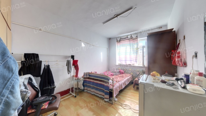 春郊路二手房实景图