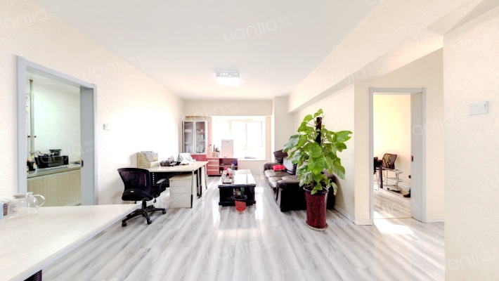 瑞鑫摩天城二手房实景图