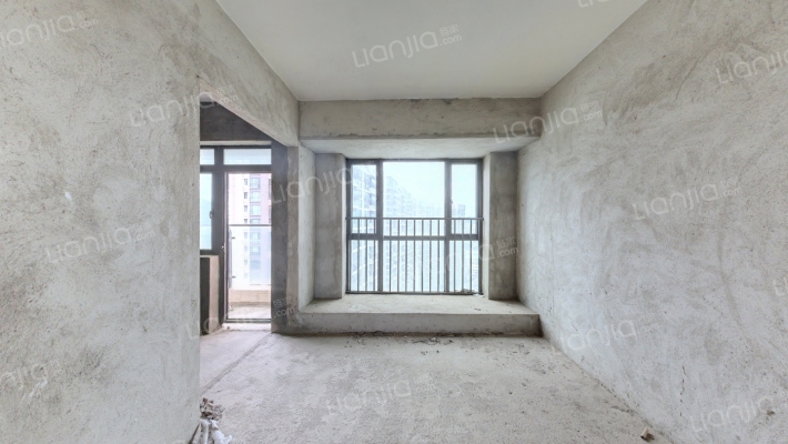 锦绣国际花城3期3区花和苑二手房实景图