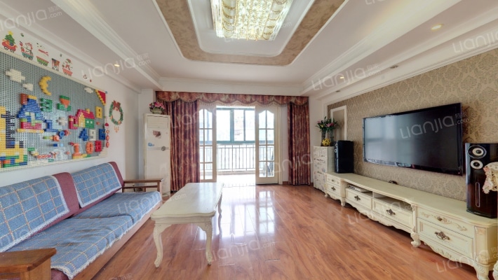 明发滨江一期二手房实景图