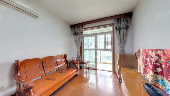 天盛居二手房实景图