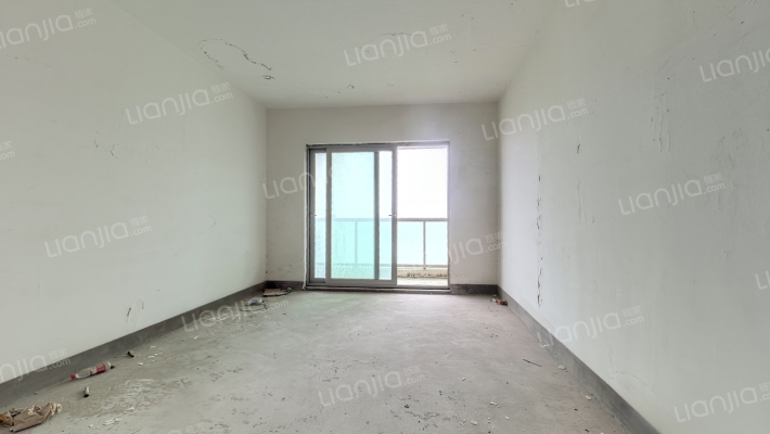 世茂锦绣长江二期二手房实景图