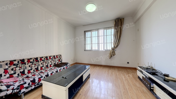 新江雅苑二手房实景图