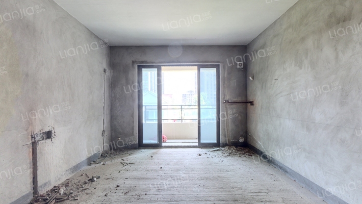 久桓中央美地二手房实景图