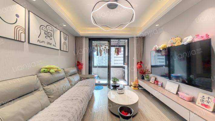 山语春风二手房实景图