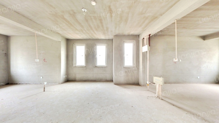 春天花园二手房实景图