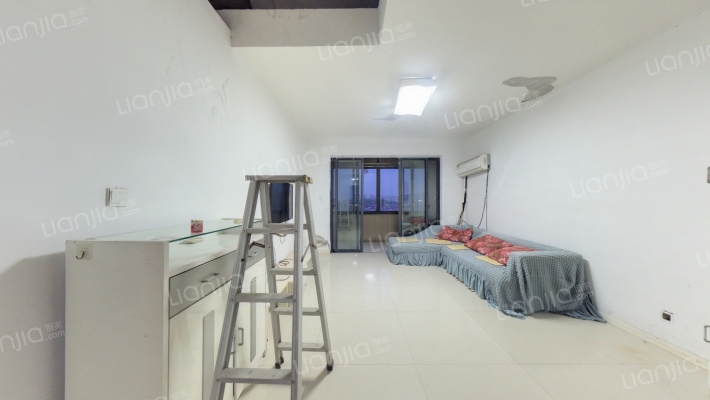 水岸馨都二手房实景图