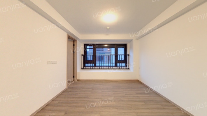 芳菲郡二手房实景图