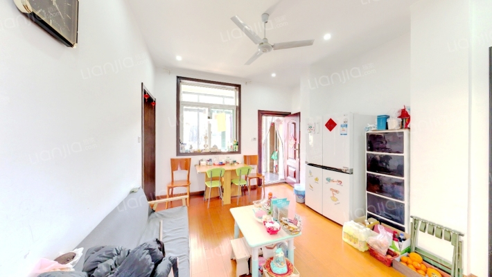 安徽经贸委宿舍冶金小区二手房实景图