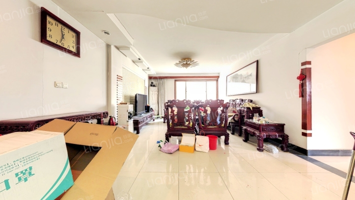 山东省高级检察院宿舍二手房实景图