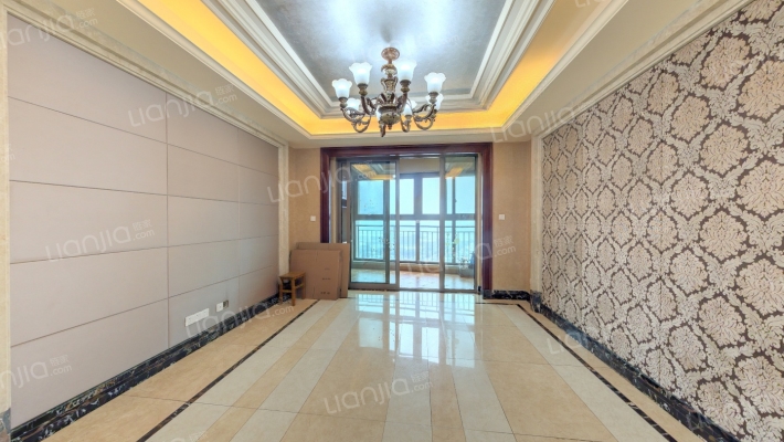 藏龙御景二手房实景图