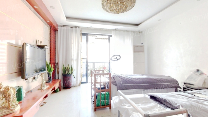 鹿港小镇二手房实景图