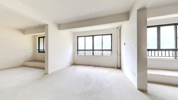 镇山小区东区二手房实景图