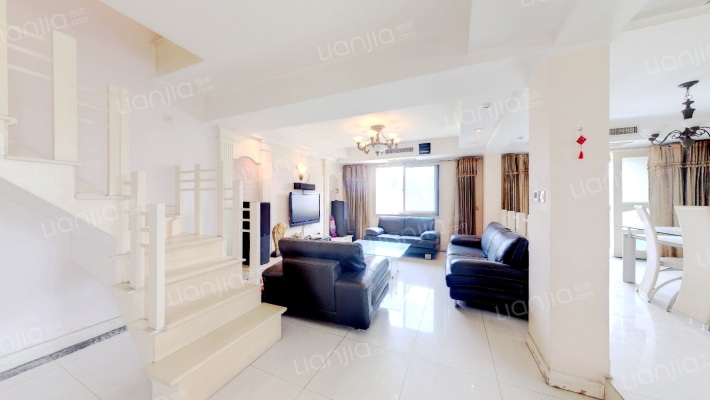 佳乐福新寓二手房实景图