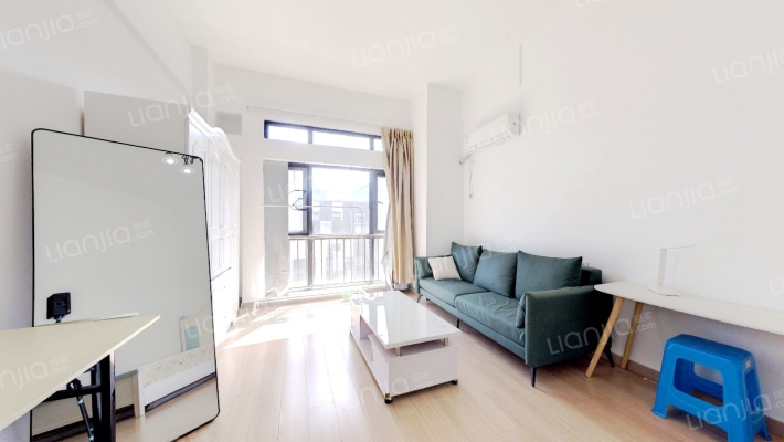 滴水湖馨苑创馨派二手房实景图