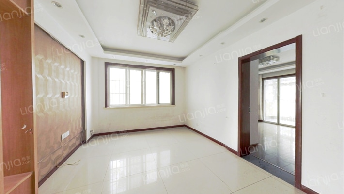 富润华庭一区二手房实景图