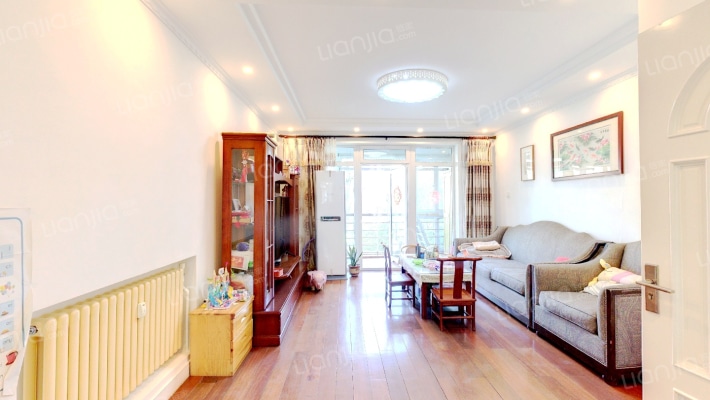 鲁瑞苑二手房实景图