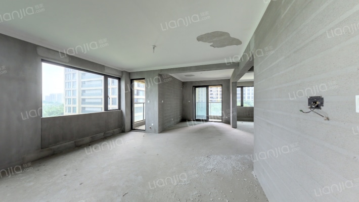 绿城·玫瑰园二手房实景图