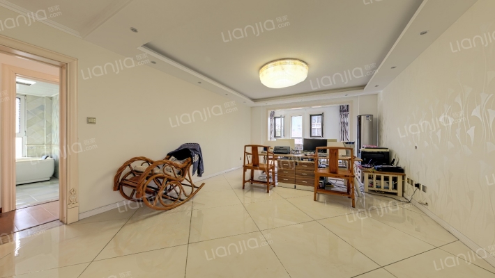 宝佳胶州中央湖岸二手房实景图