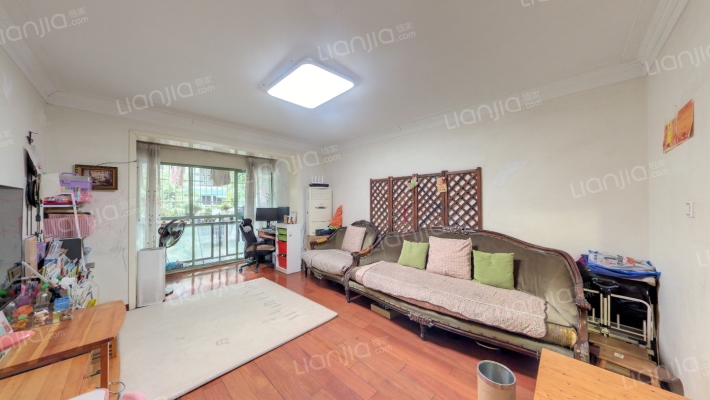 浪琴湾二手房实景图