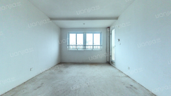 新东社区二期二手房实景图