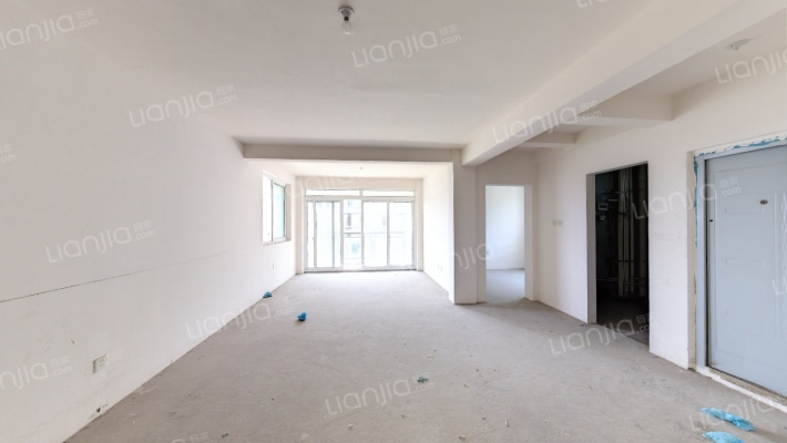 假日半岛二手房实景图