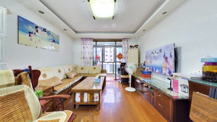 浦江世博家园四街坊二手房实景图