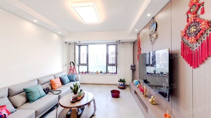 和泓长白府二手房实景图