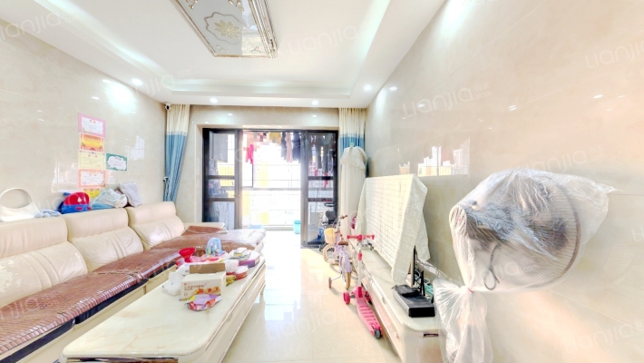 汇银W新港湾二手房实景图