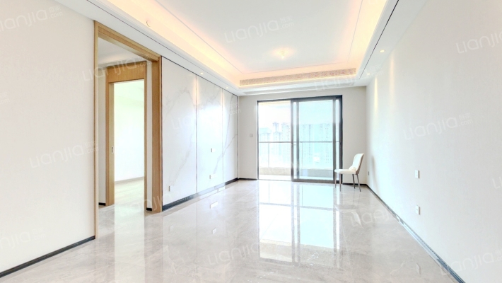 中海麓湖公馆二手房实景图