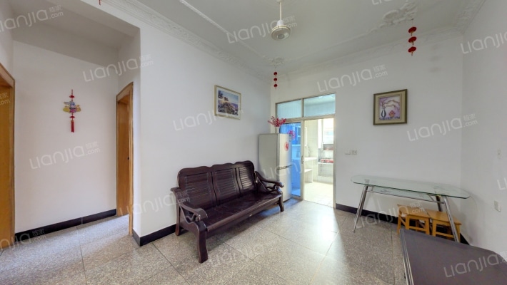 八一大道长运宿舍二手房实景图