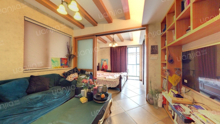 鹭岛国际四期二手房实景图