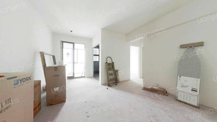 南国中心一期二手房实景图