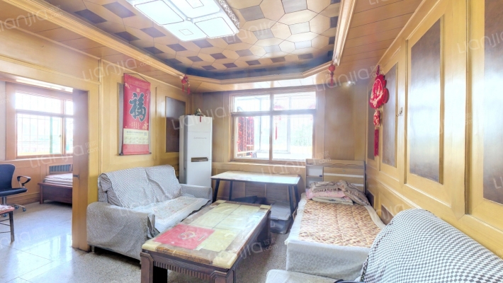 万新家园二手房实景图