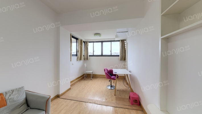 罗兰春天二手房实景图